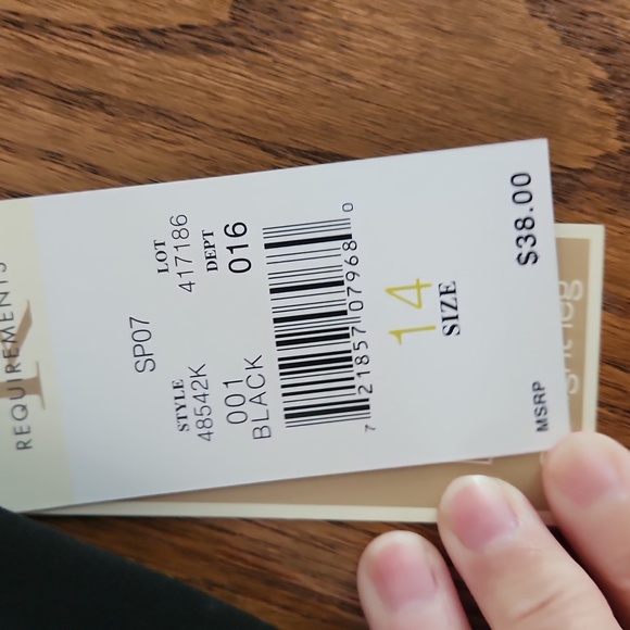 Misses NWT $130.00  Requirements 3-pc Size 14; Jacket, Pants, Skirt all in Black - Picture 14 of 16